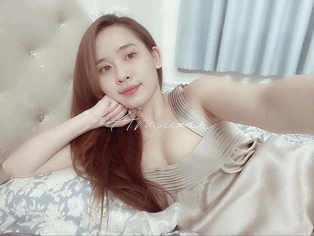 Anna in Malé – Filipino escort in Maldives — 4 / 7