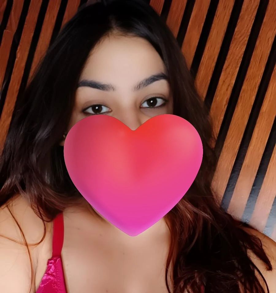 Riya Singh Cam and real only outcall – Indian escort in New Delhi — 12 / 13