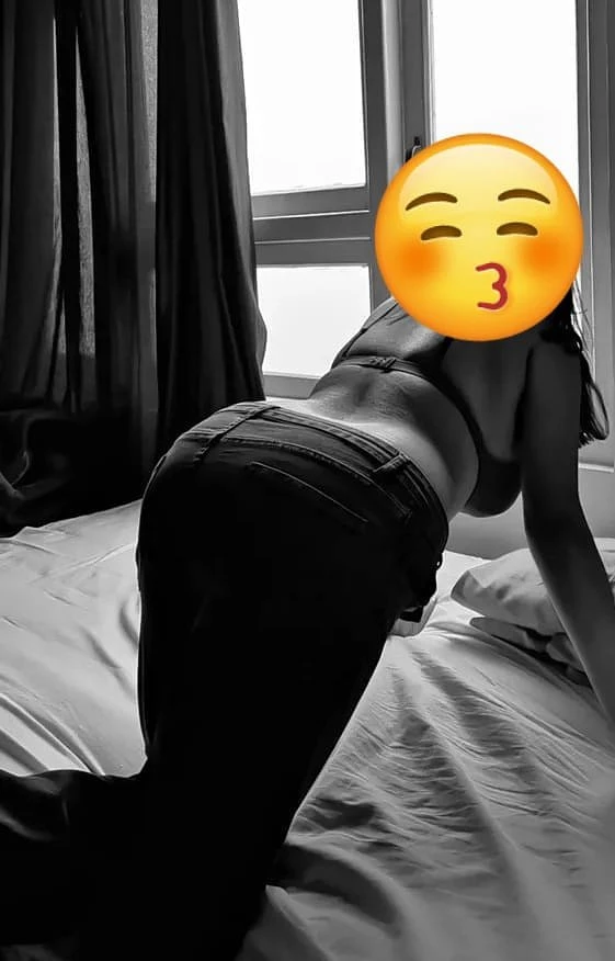 Neha oral queen bhabhi🫦 – Indian adult performer in New Delhi — 21 / 29