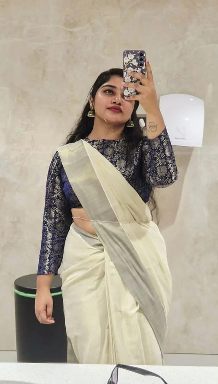 Indrani – Indian escort in Thiruvananthapuram — 4 / 5
