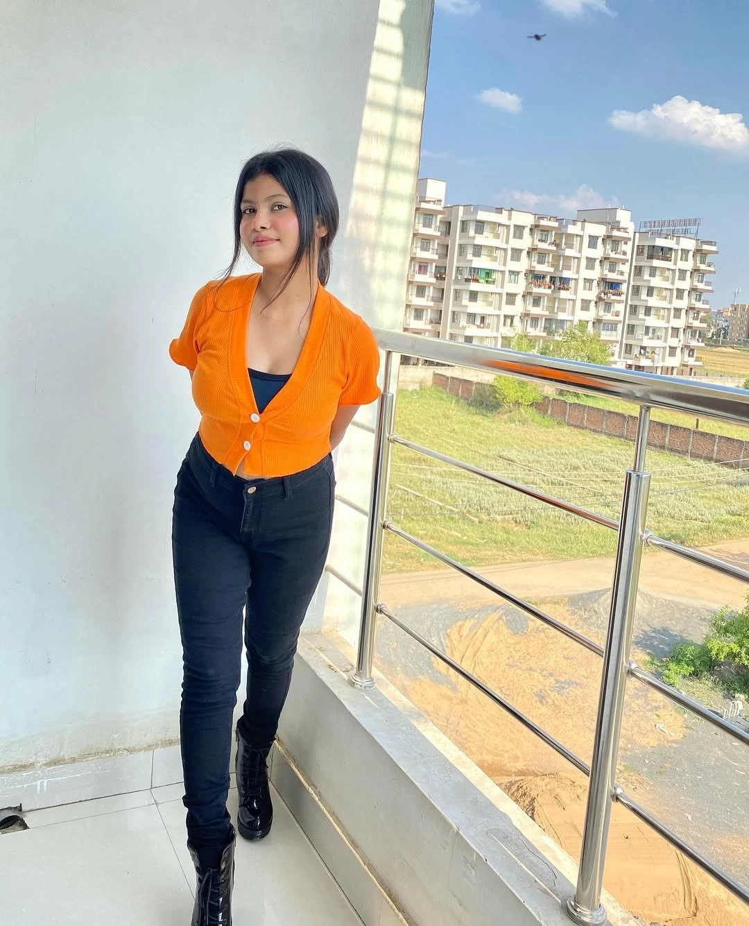 Real Service Cash Payment Verified Girl – Indian escort in Kolkata — 5 / 9