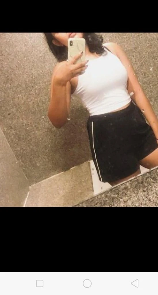 Felisha Olivia – Sri Lankan masseuse in Colombo — 7 / 11