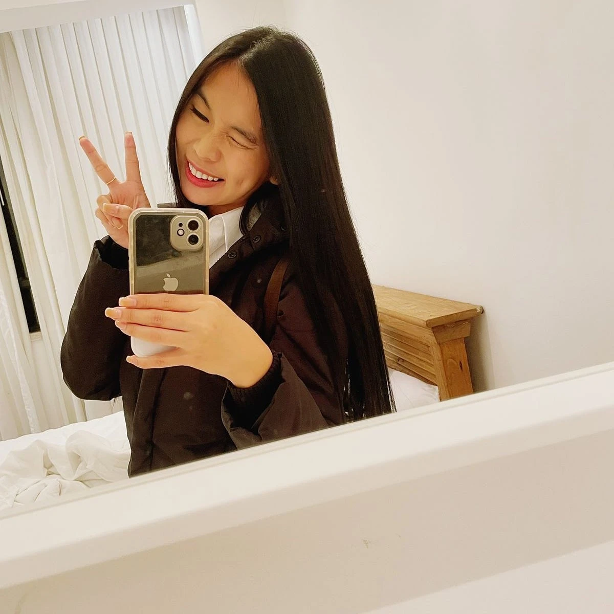 𝑨 𝑼 𝑩 𝑹 𝑬 𝒀 – Singaporean escort in Indore — 7 / 8