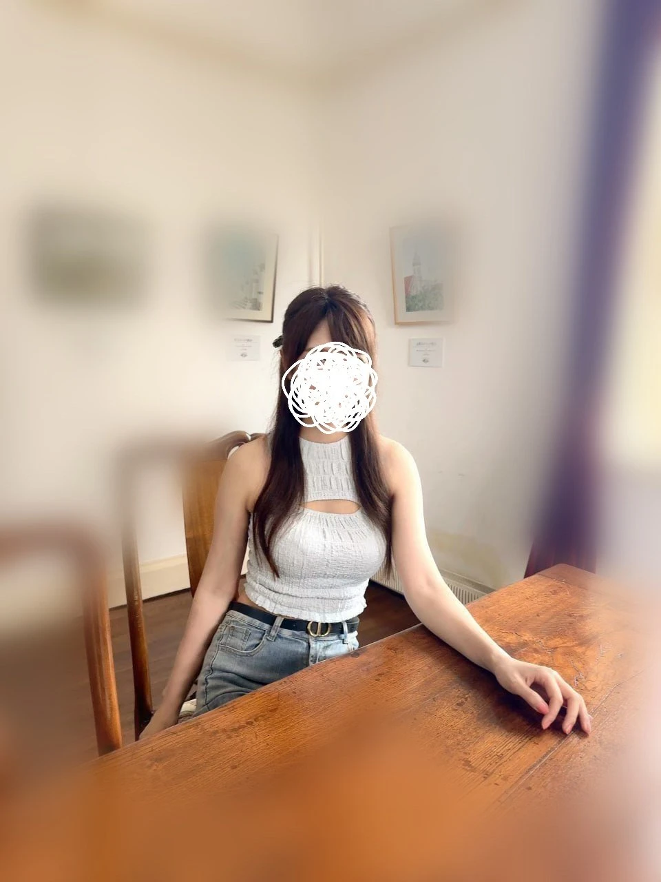 Yumi – South Korean escort in Seoul — 3 / 4