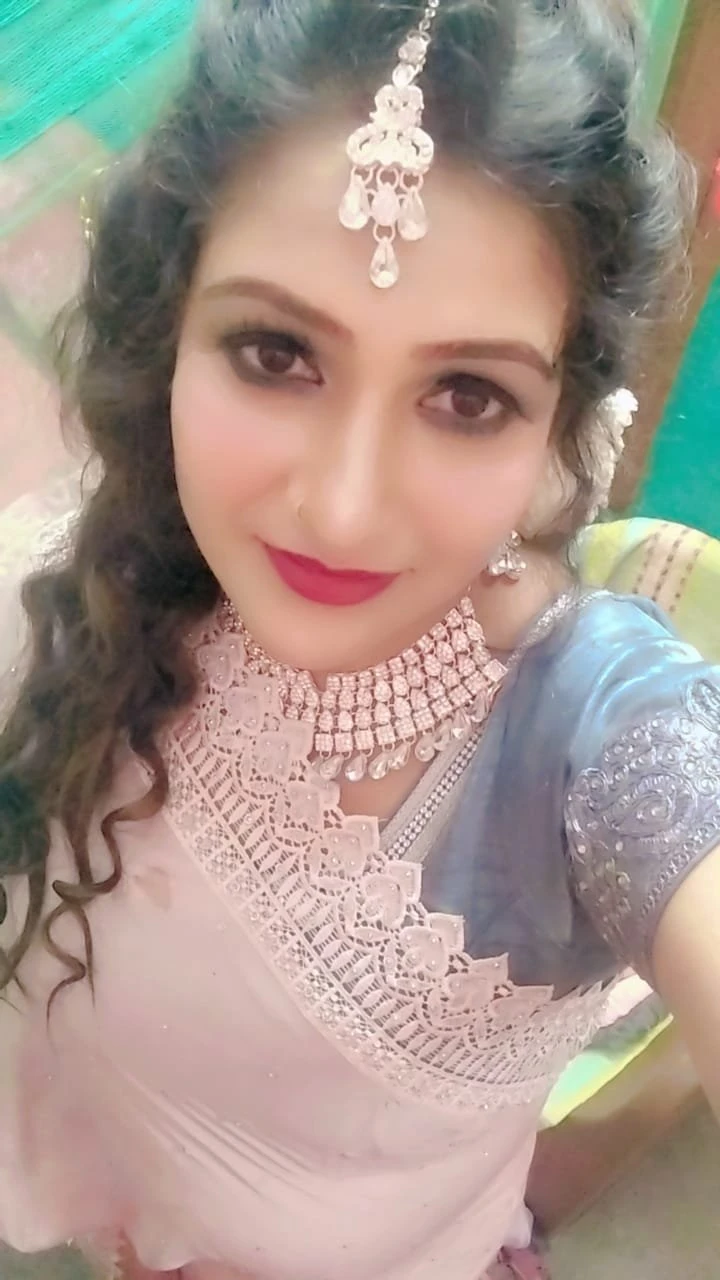 Neha Independent Escort Service – Indian escort in Kolkata — 22 / 24