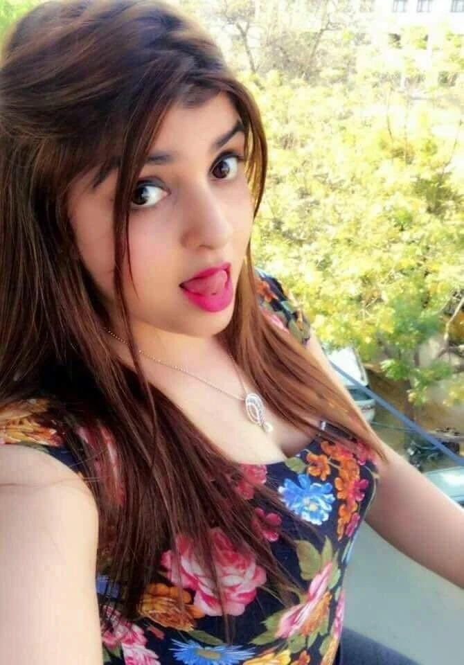 Sruti Sarma – Indian escort in Kolkata — 2 / 4