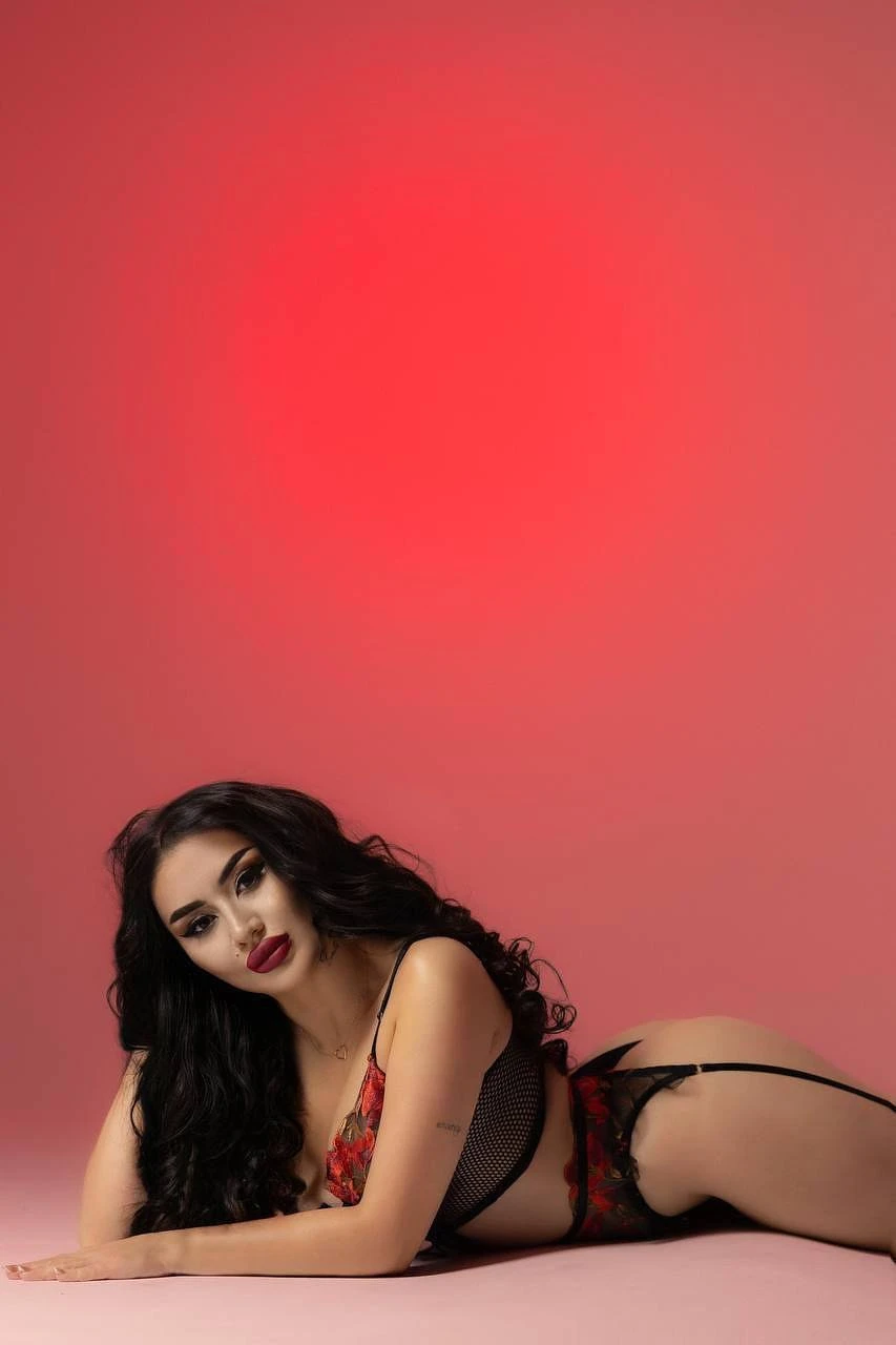Amelia – Russian escort in Beirut — 15 / 19