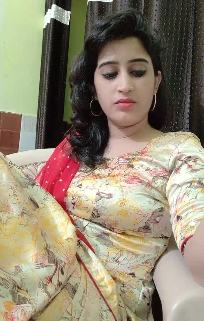 Hina Malik – Pakistani escort in Islamabad — 9 / 11