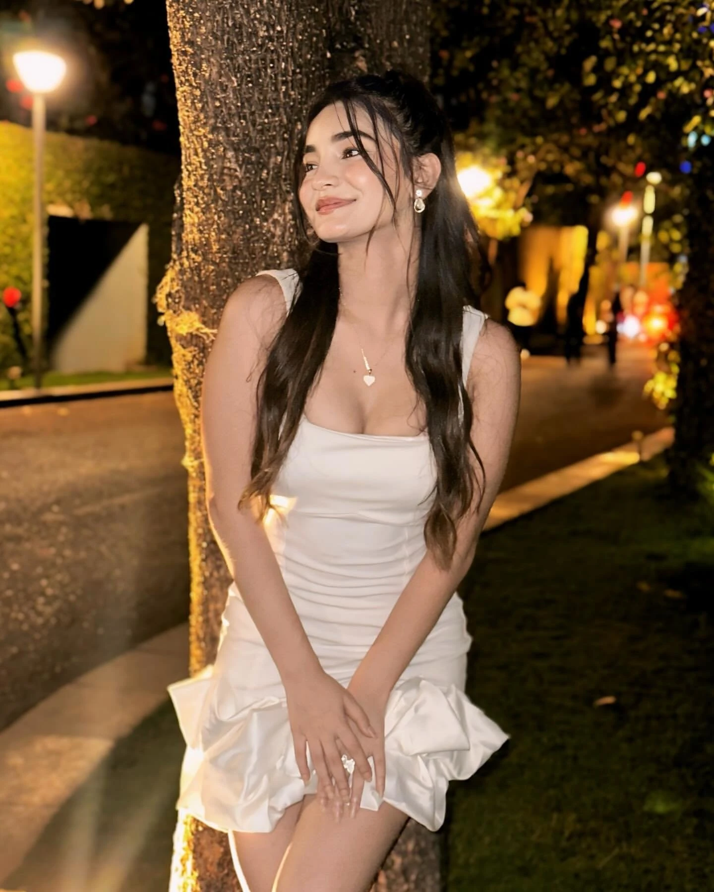 Divya – Indian escort in Navi Mumbai — 3 / 4