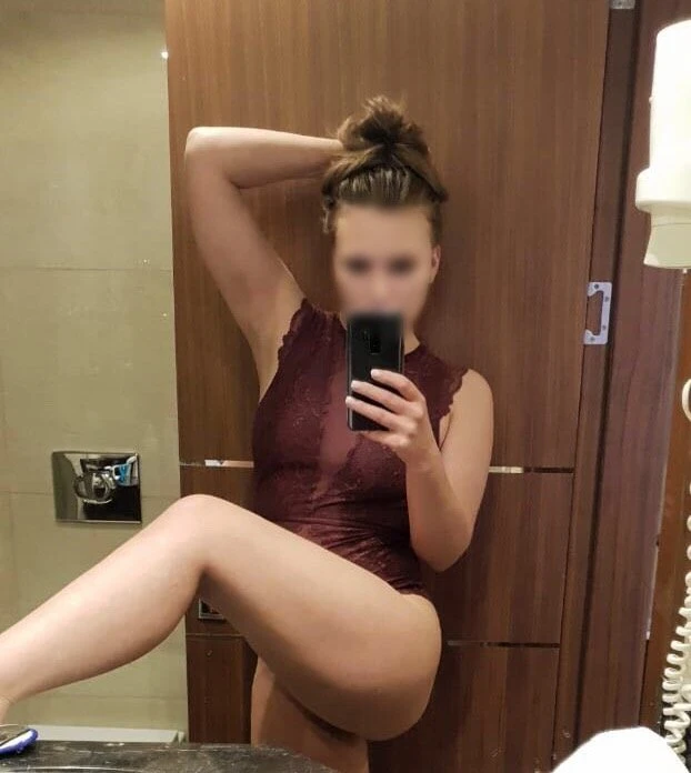 Lena – Russian escort in Beirut — 3 / 4