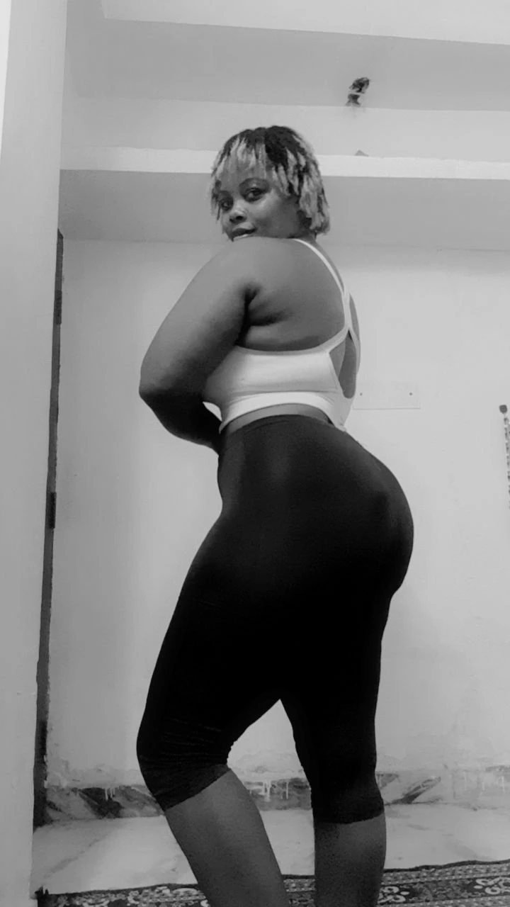 Shasha – escort in Hyderabad — 1 / 4