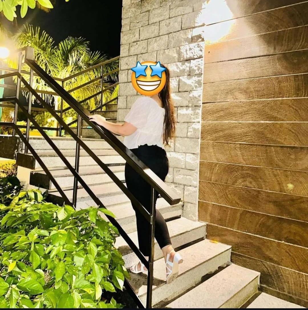 Avni - (Cam & Real Meet) – Indian escort in Noida — 7 / 14