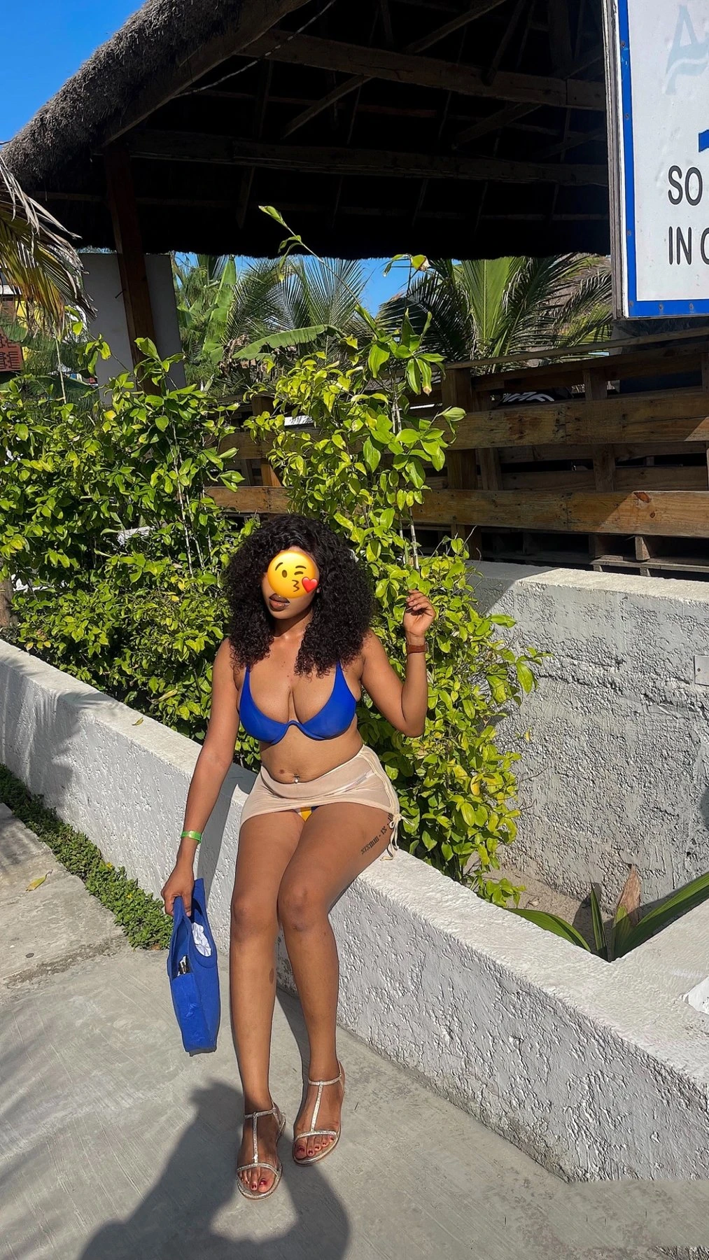 Kim – Nigerien escort in Lomé — 2 / 5