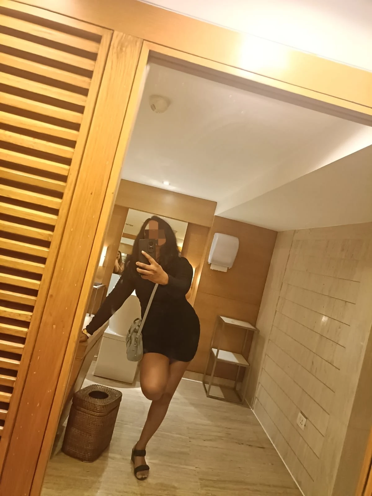 Dip Tee – Indian escort in Mumbai, Escort, Mumbai