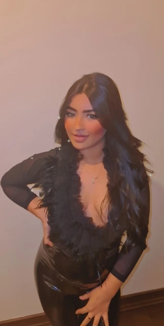 Mirrar – Lebanese escort in Beirut — 4 / 7