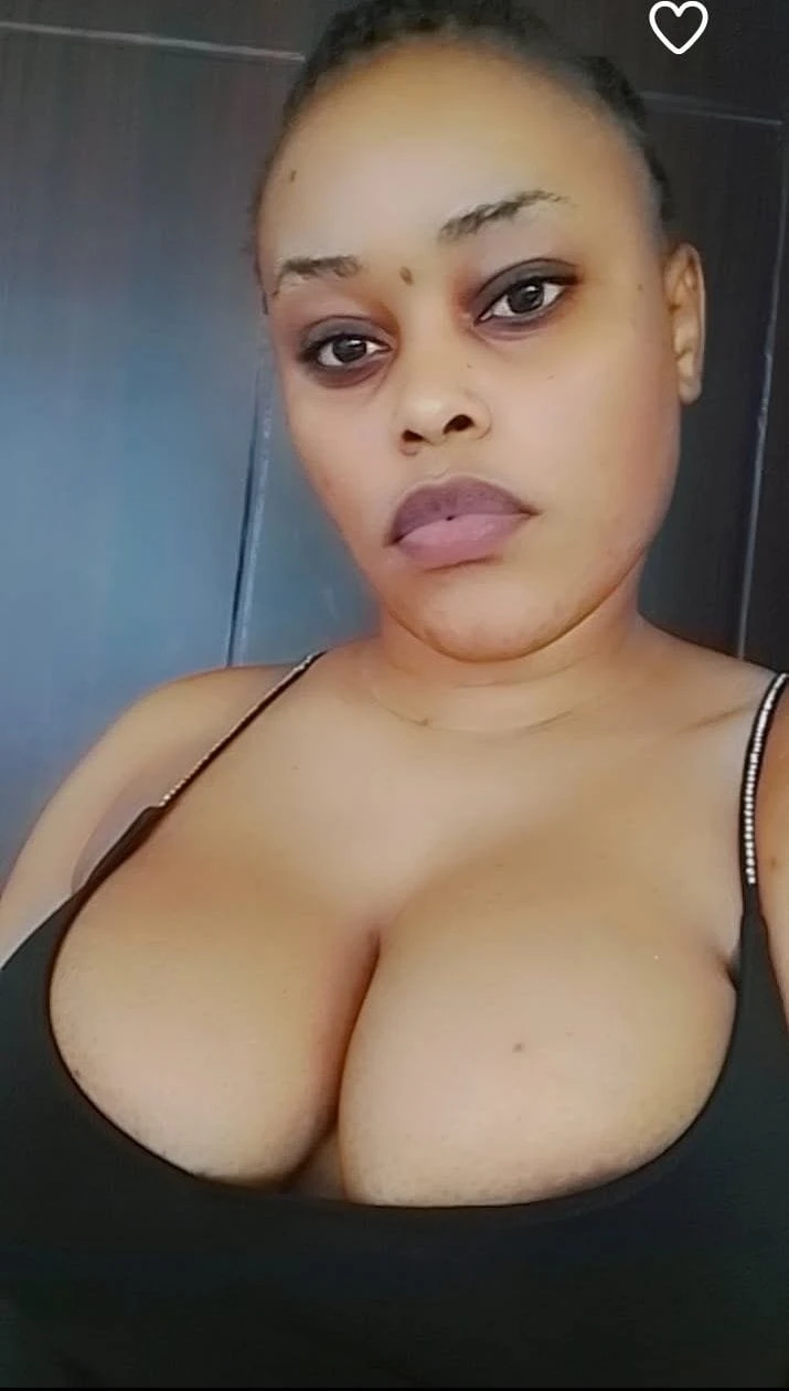 Jasmine – Ugandan escort in Ludhiana — 1 / 3