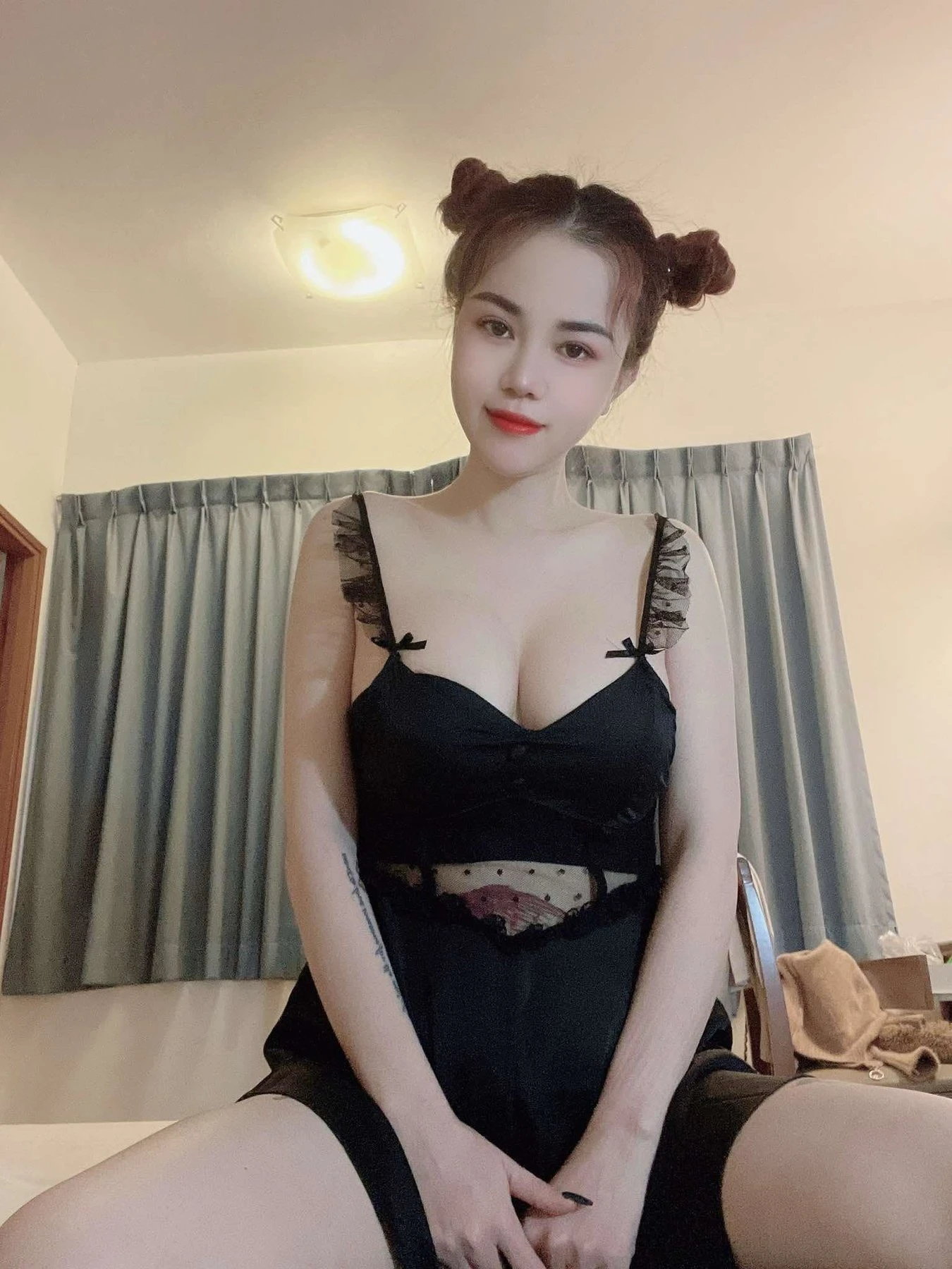 Angela – Chinese escort in Ho Chi Minh City — 8 / 11