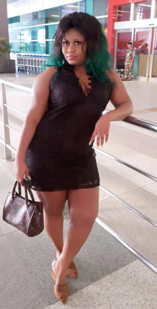 Angel Gold – escort in New Delhi — 4 / 5