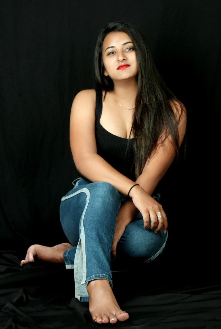 I M Hot Girl – Indian escort in Mumbai — 3 / 4