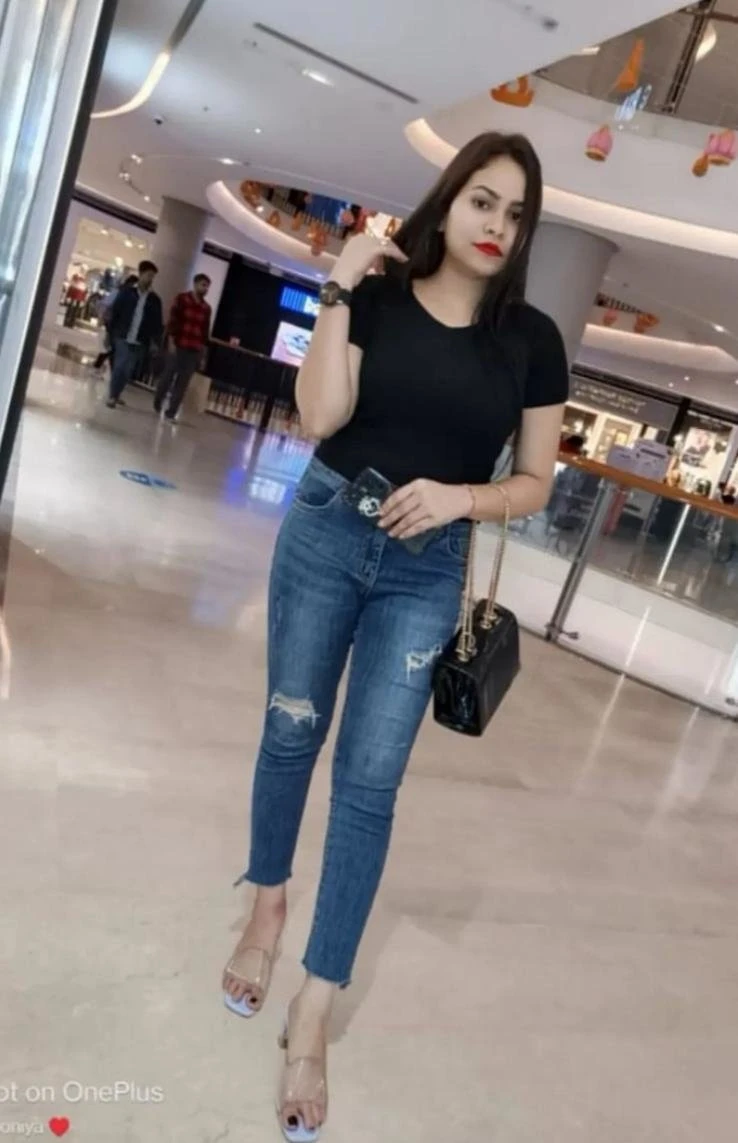#CHANCHAL REEL MEET # – Indian escort in Mumbai — 4 / 6