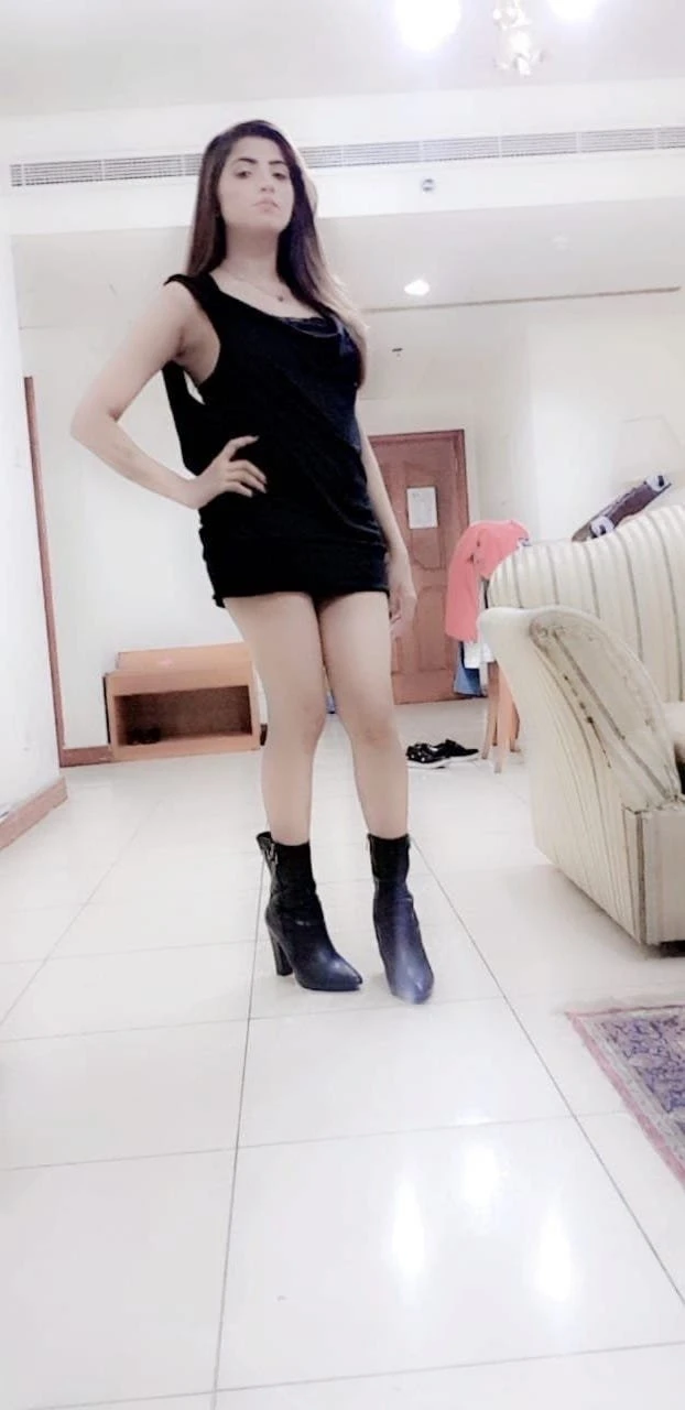 Sweta Malik – escort in Mumbai — 2 / 7