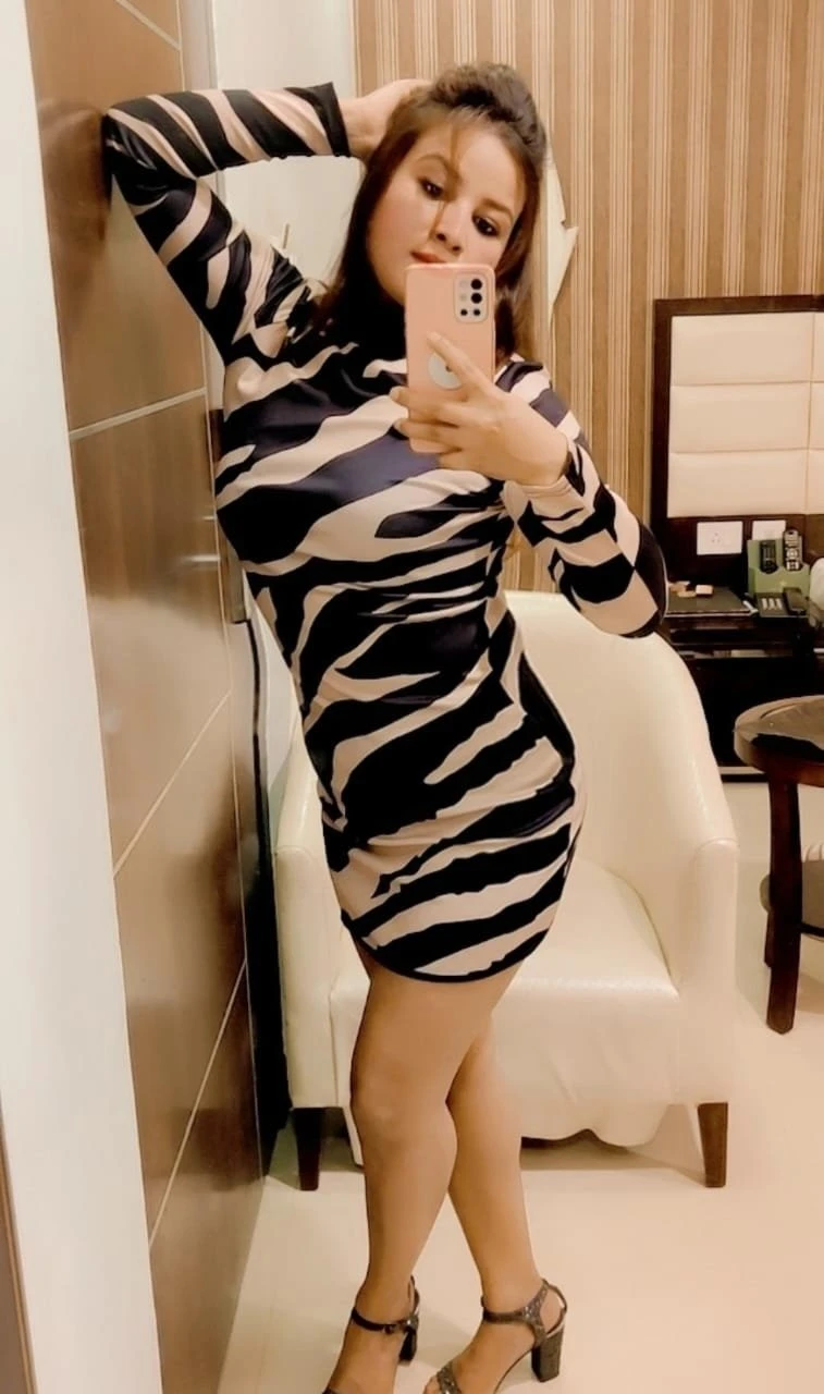 Shardha Well Educated Hotel & Home – Indian escort in Pune — 2 / 6