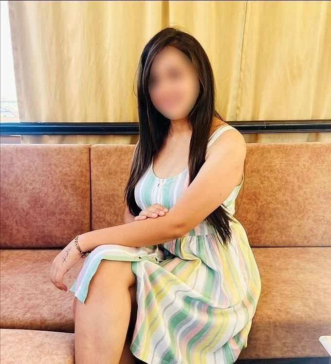 Manali Rawal – Indian escort in Mumbai — 3 / 7