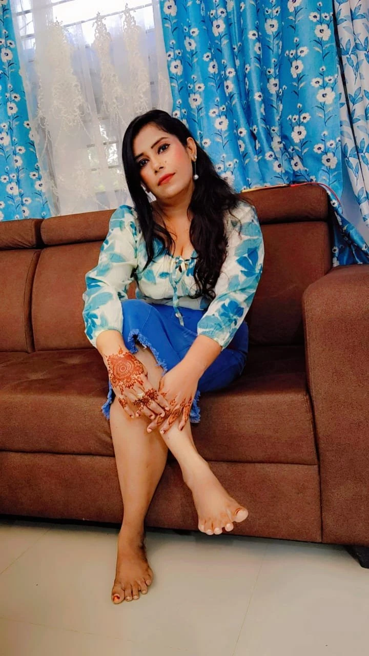 Seema – Indian escort in Hyderabad — 8 / 9
