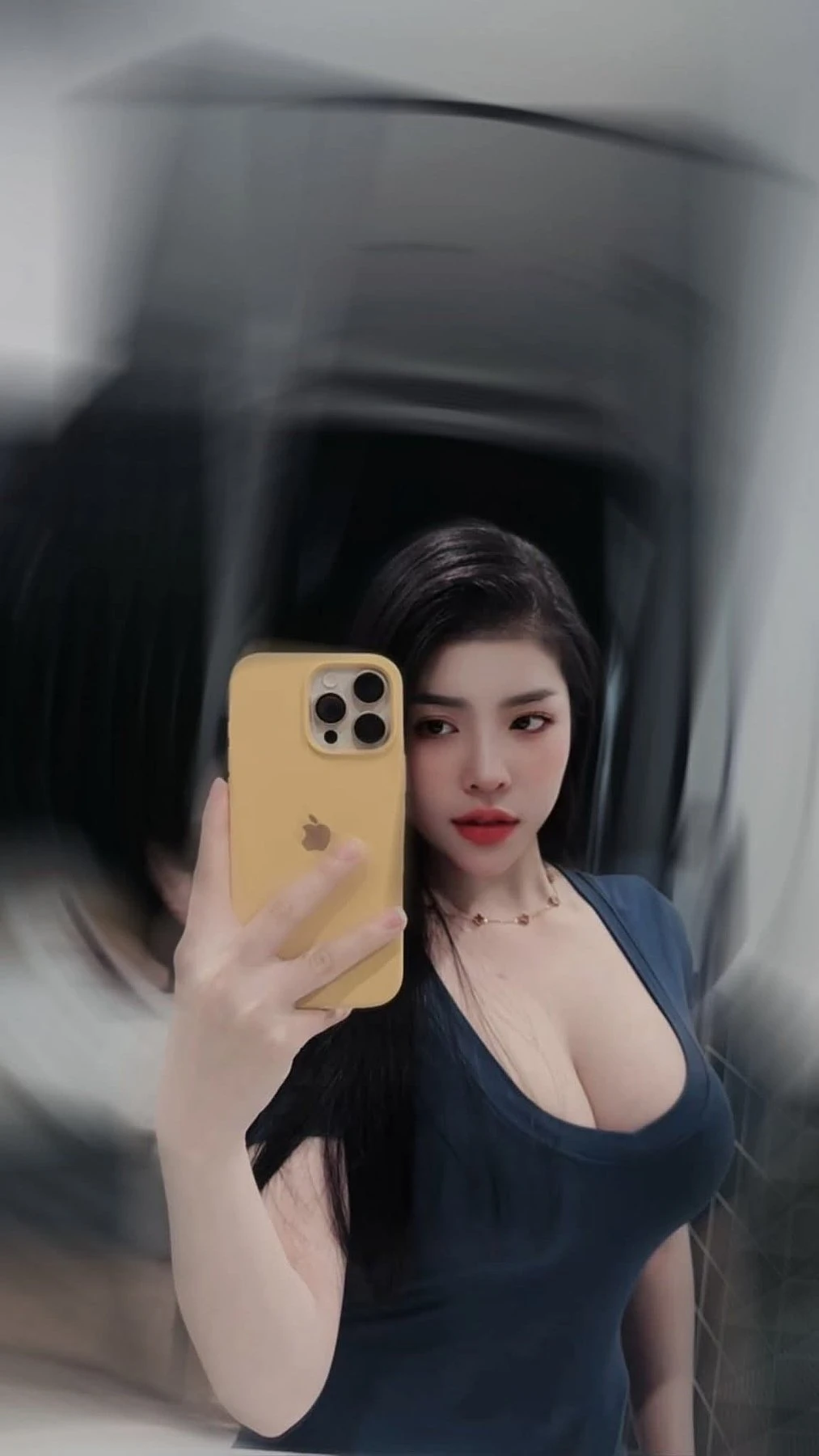 Emily – Thai escort in Colombo — 6 / 7