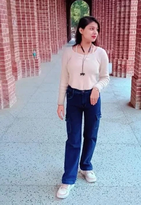 Rehana – Indian escort in Hyderabad — 2 / 3