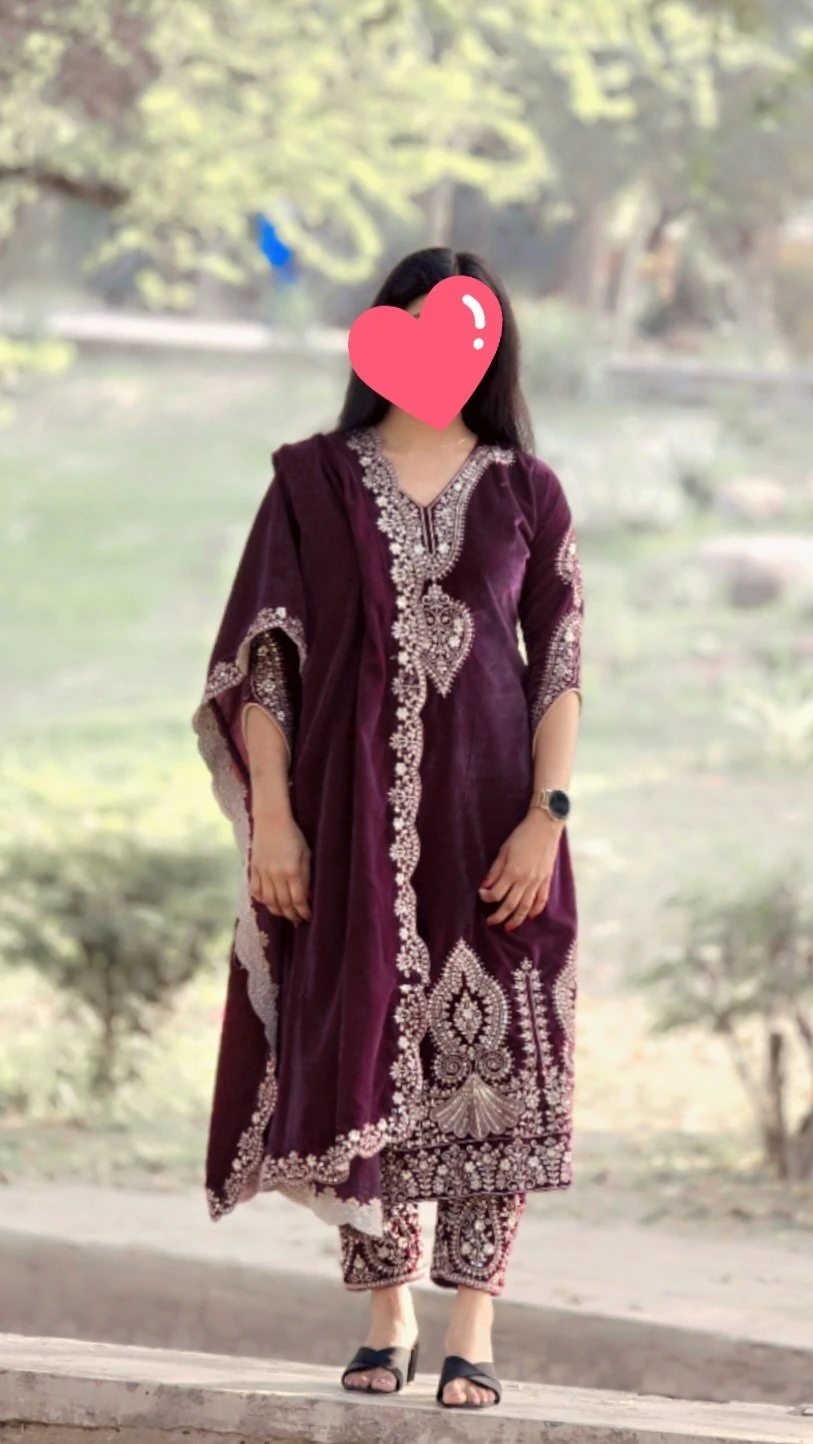 Sejal GFE cam and real meet – Indian escort in New Delhi — 5 / 6