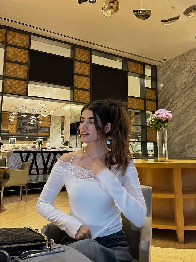 Ananya – Indian escort in Hyderabad — 3 / 5