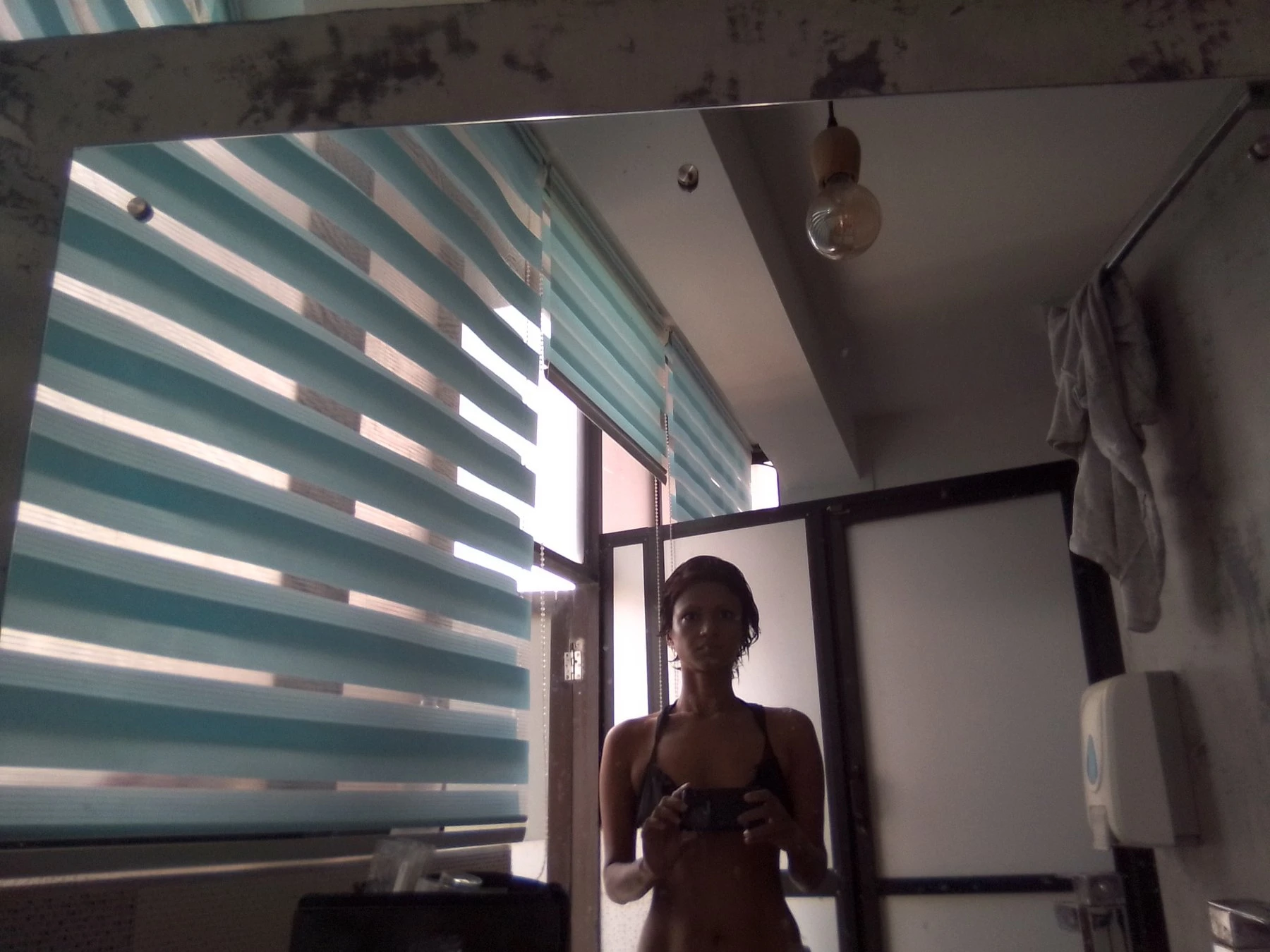 Lucy – escort in Colombo — 9 / 16