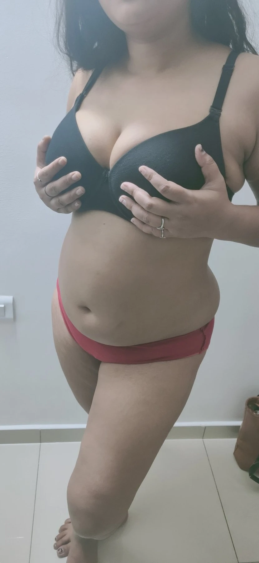 Anju Cam – Indian escort in New Delhi — 2 / 4
