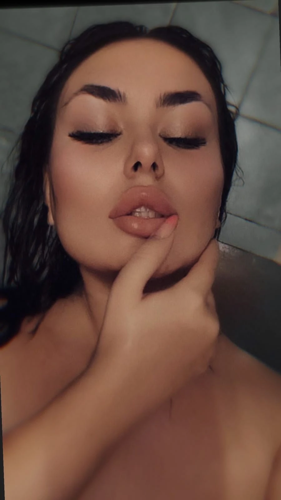 ZMolly – escort in Beirut — 3 / 9