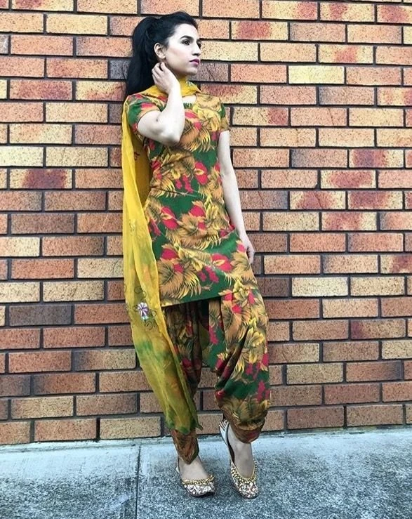 KAJAL AGARWAL COLLEGE GIRL DIRECT CASH – Indian escort in Kochi — 5 / 6