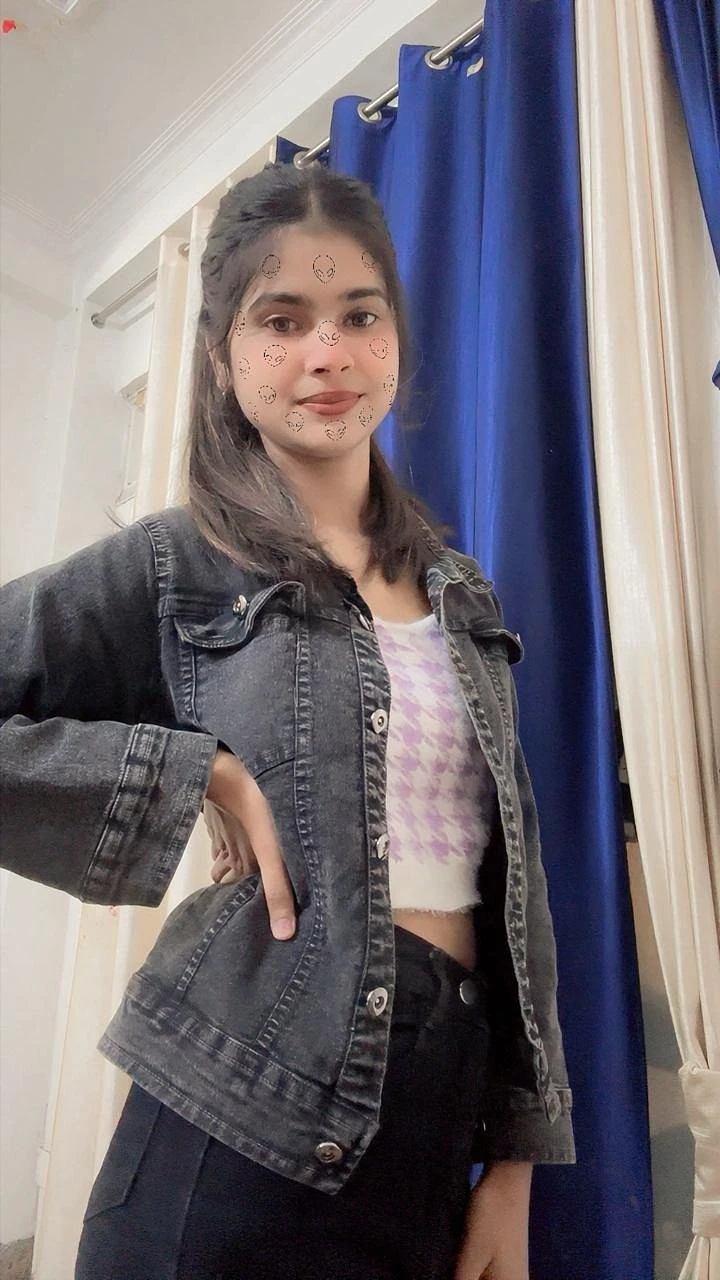 Kavya Sharma – Indian escort in Gurgaon — 4 / 6