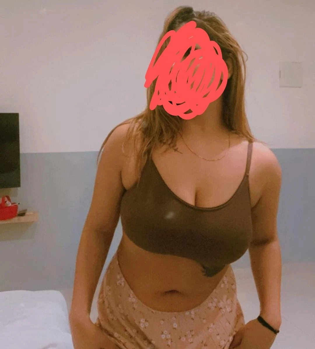 PAYMENT GIRL DIRECT YOUR FLAT HOTEL – Indian escort in Noida — 3 / 4