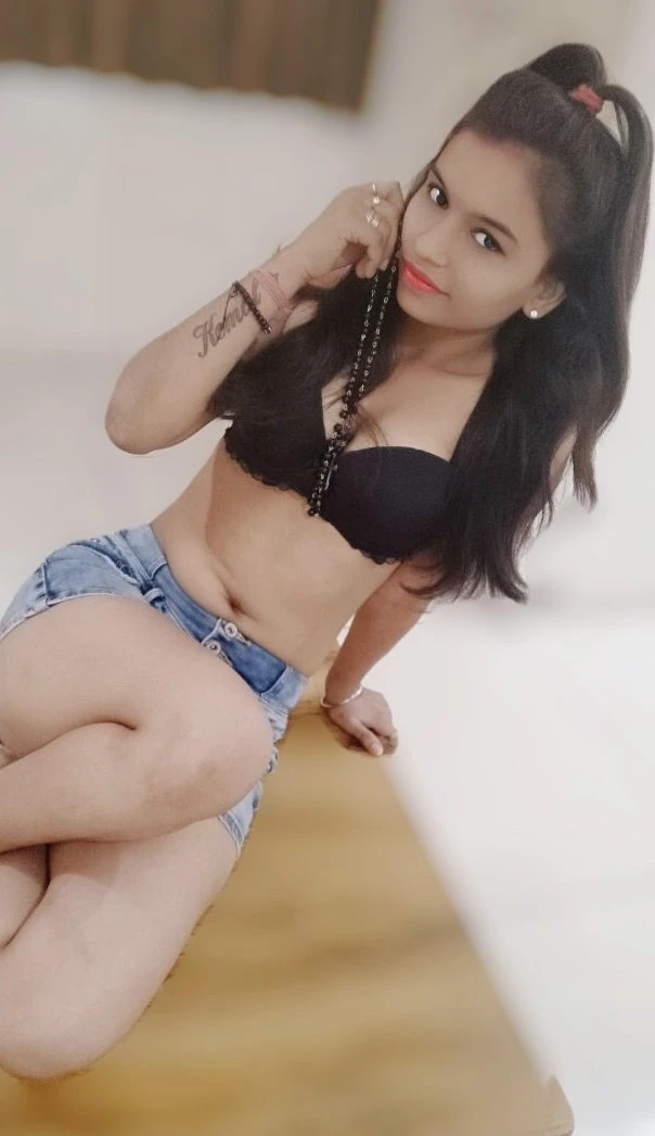 Taniya Patel – escort in Navi Mumbai — 3 / 5