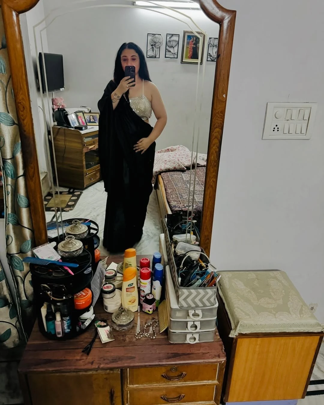 Sneha – Indian escort in Kolkata — 2 / 3