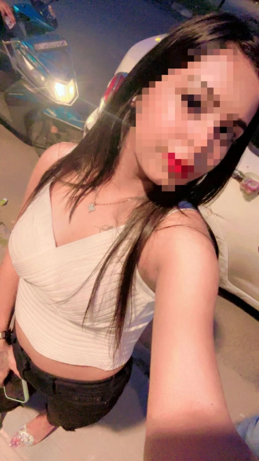 Arrival in Kolkata Connect Me. – Indian escort in Kolkata — 2 / 3