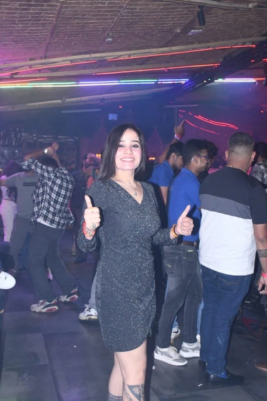 Only Sexy Model Available Only Cash – Indian escort in Hyderabad — 3 / 4