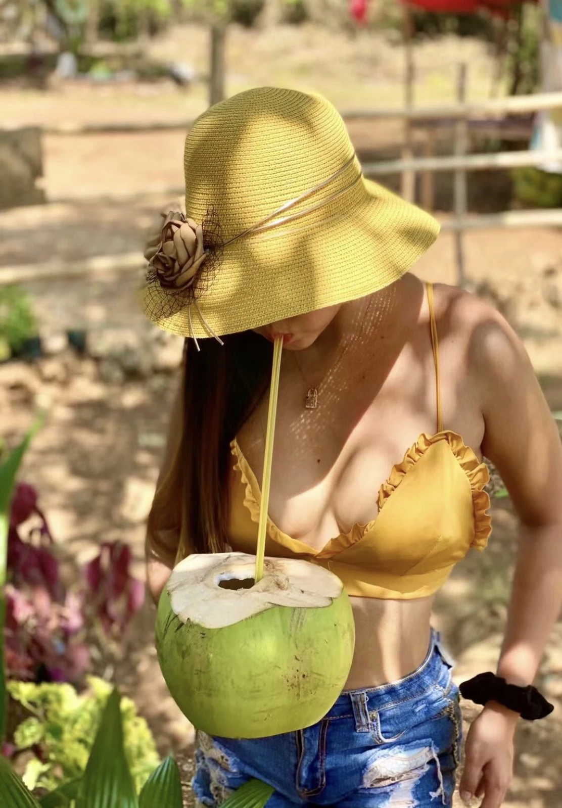 Kathrina – Indonesian escort in Macao — 5 / 7