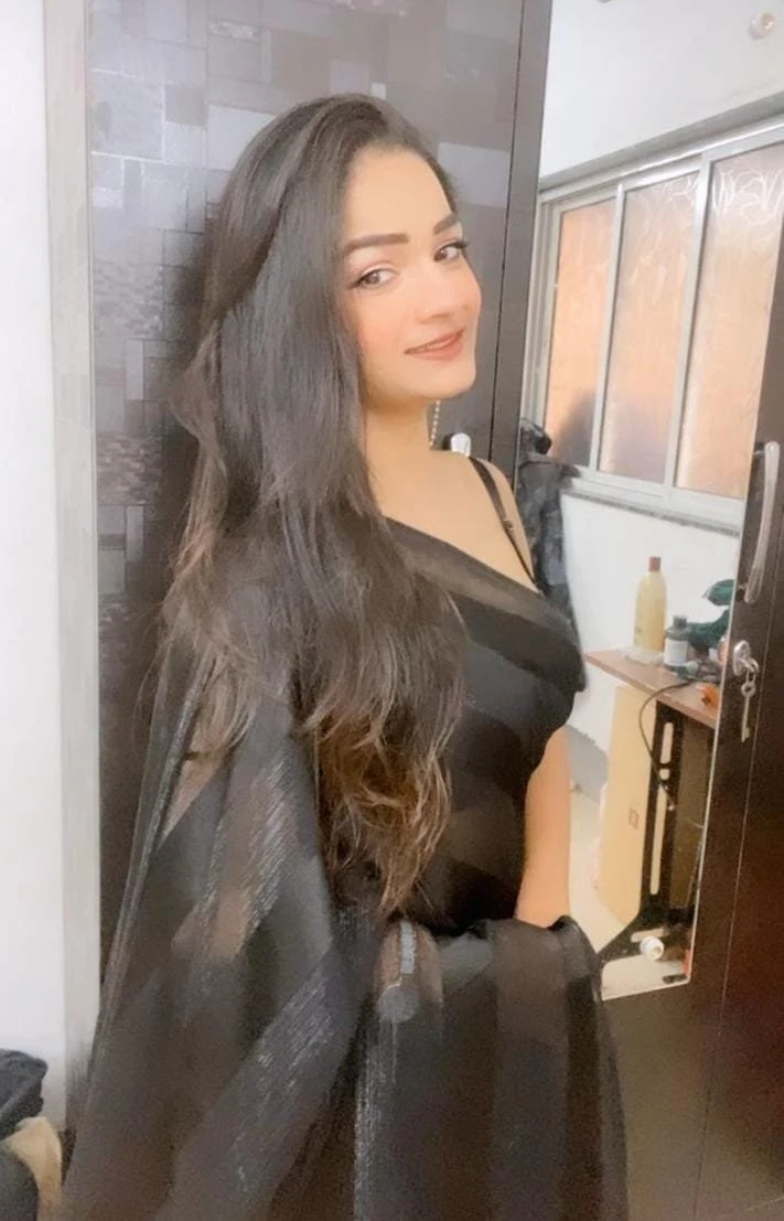 Soumya – Indian escort in Hyderabad — 1 / 5