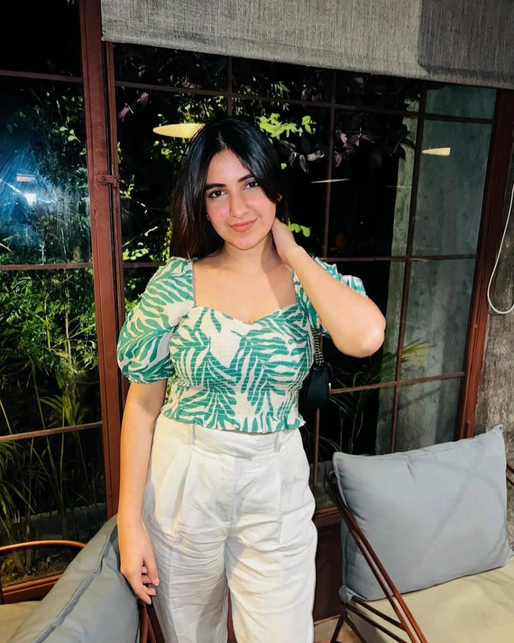 Bhumika – Indian escort in Pondicherry — 3 / 5