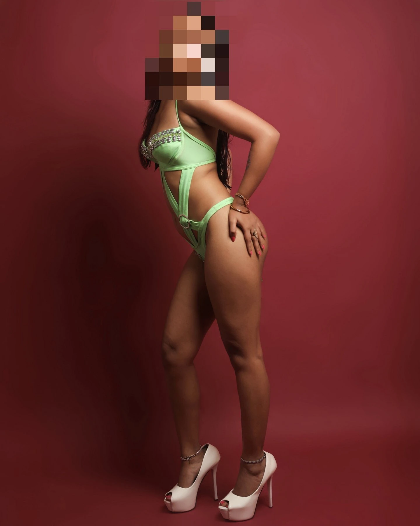 Jenny Roy – Indian escort in Mumbai — 14 / 31