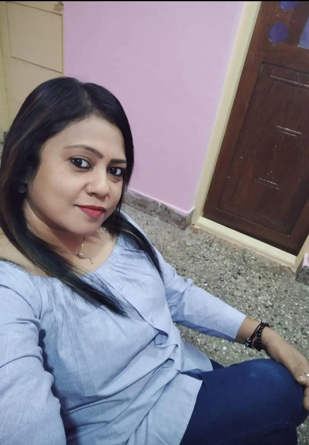 Meena Singh Service Available – Indian escort in Hyderabad — 1 / 3