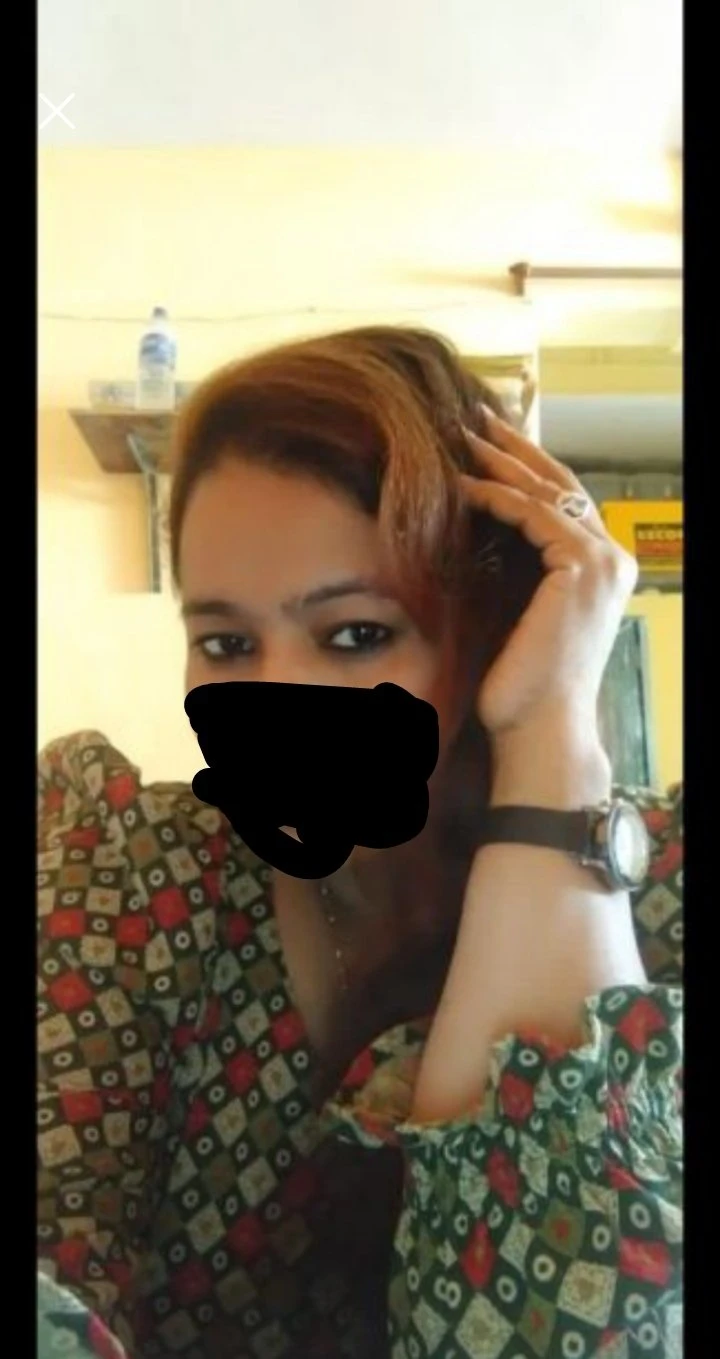 Neha (Cam and real meet) – Indian escort in Mumbai — 2 / 6