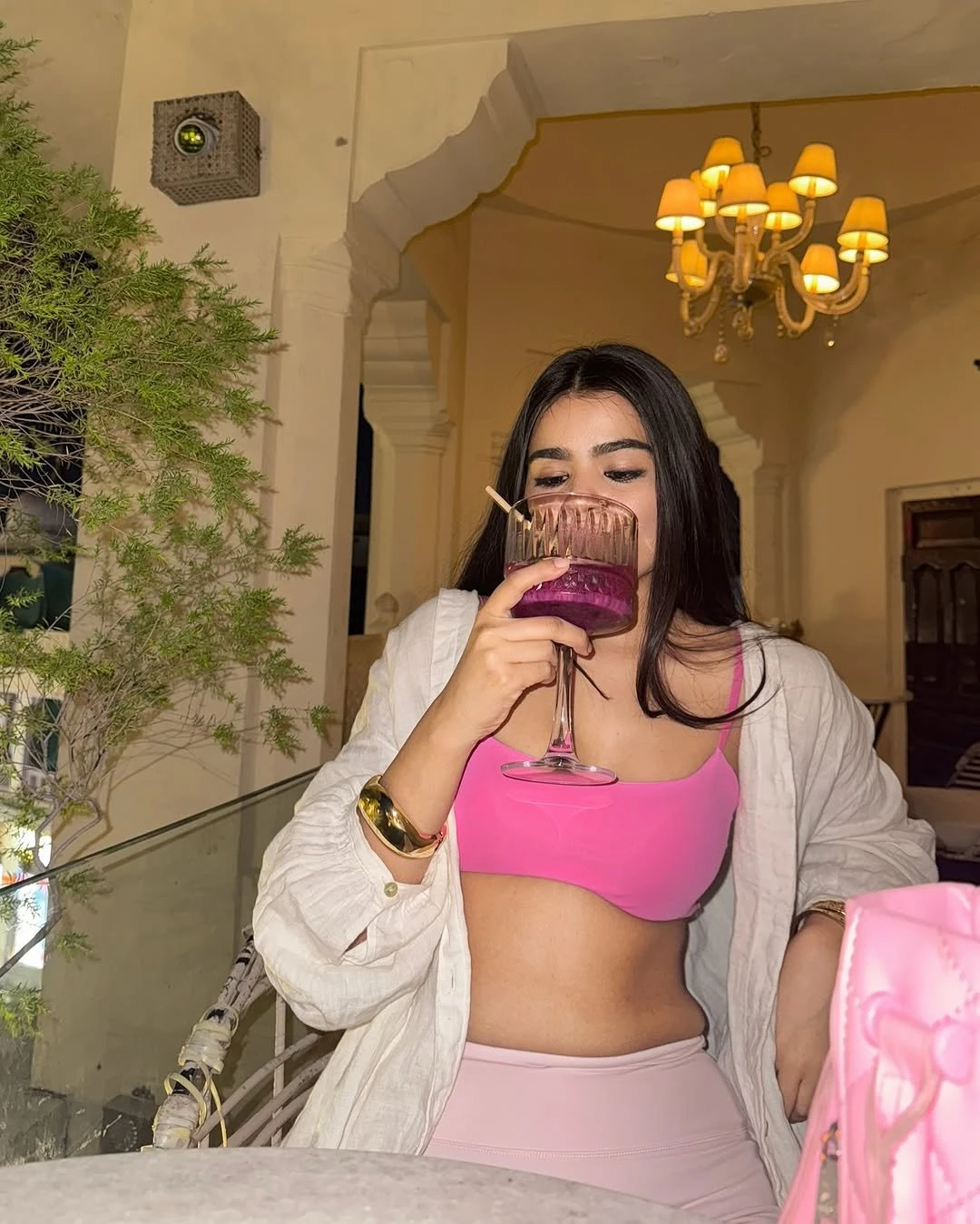 Jenika Das – Indian escort in Manali — 2 / 3