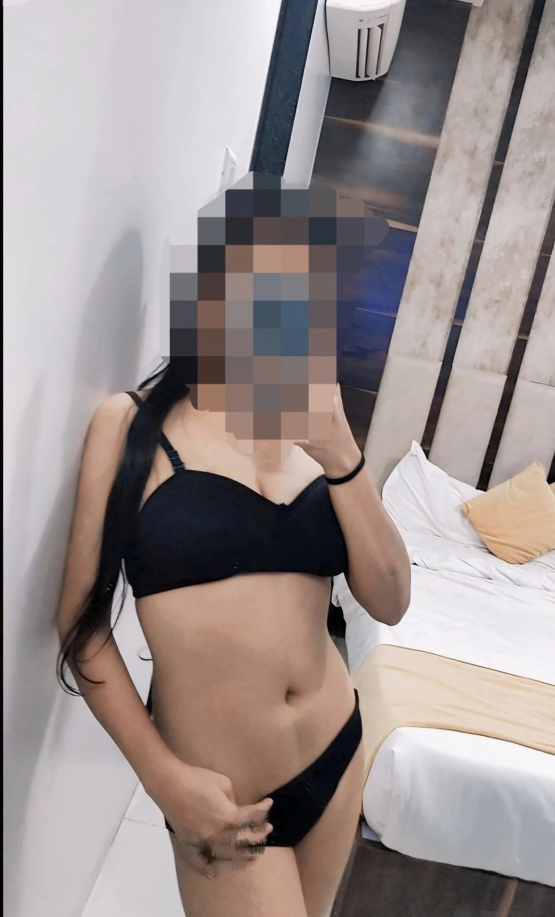 Jaslin Kaur – Indian escort in Candolim, Goa — 10 / 21